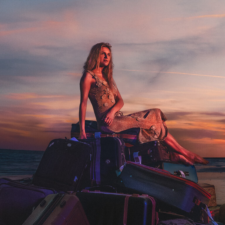 KELSEA BALLERINI IS #1 MOST ADDED AT COUNTRY RADIO WITH NEW SINGLE “HEARTFIRST”